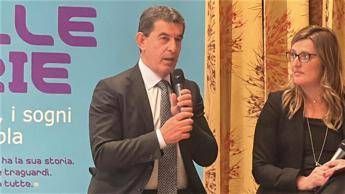 Gasperini (Sin): "Anche un vodcast è fondamentale per conoscere la realtà della sclerosi multipla" Gasperini (Sin): "Anche un vodcast è fondamentale per conoscere la realtà della sclerosi multipla"