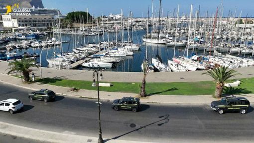 Corruzione per gare appalti in sanità, 10 misure cautelari a Palermo Corruzione per gare appalti in sanità, 10 misure cautelari a Palermo