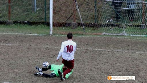 Esio e Virtus Villa in anticipo stasera al Curotti Esio e Virtus Villa in anticipo stasera al Curotti