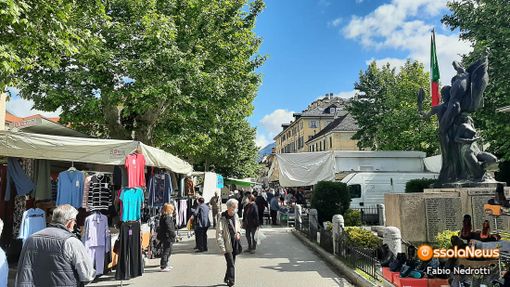 Sabato torna il mercato in via Rosmini, largo Madonna della Neve e piazza Tibaldi Sabato torna il mercato in via Rosmini, largo Madonna della Neve e piazza Tibaldi