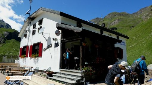 Il rifugio Margaroli Il rifugio Margaroli