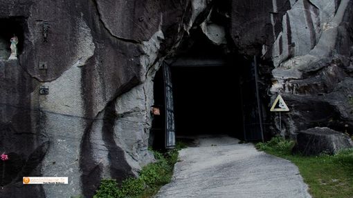 Cadono sassi, chiusa la galleria di Salecchio Cadono sassi, chiusa la galleria di Salecchio