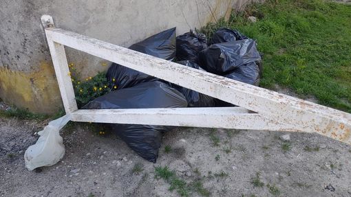 Rifiuti abbandonati a Vogogna, scoperto il trasgressore