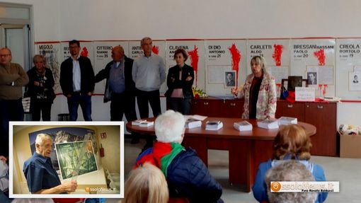 Foto: il giorno dell'inaugurazione della mostra e nel riquadro Angelo Del Devero