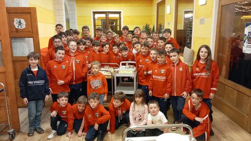In tanti alla cena della Pro Vigezzo