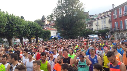 Attesi oltre 700 atleti per il giro podistico del lago di Mergozzo Attesi oltre 700 atleti per il giro podistico del lago di Mergozzo