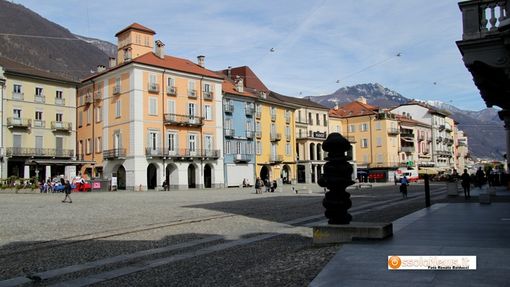 Svizzera, ancora in aumento il numero dei frontalieri