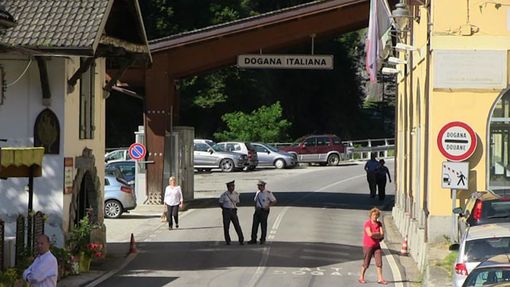 Dalla Svizzera all’Italia senza tampone, soddisfazione della Lega Salvini