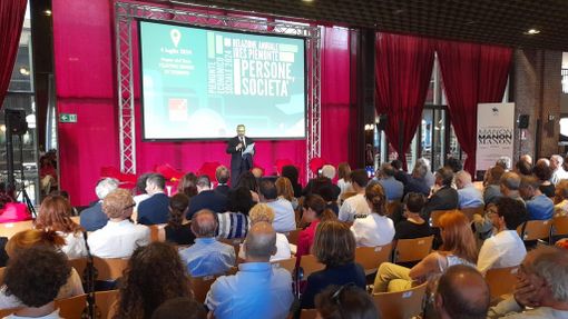 Una cascata di denaro per una regione sempre più anziana: il Piemonte davanti al rebus del futuro Una cascata di denaro per una regione sempre più anziana: il Piemonte davanti al rebus del futuro