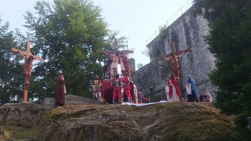 Un successo la rappresentazione del Venerdì Santo al Calvario FOTO E VIDEO