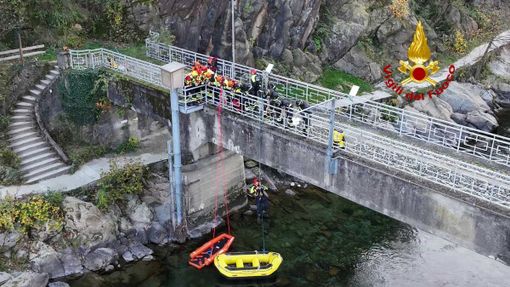 Una immagine dell'esercitazione dei Vigili del fuoco