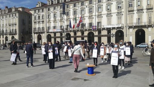 Anche gli artigiani in piazza: "In sicurezza, ma ripartire. Siamo allo stremo". VIDEO Anche gli artigiani in piazza: "In sicurezza, ma ripartire. Siamo allo stremo". VIDEO
