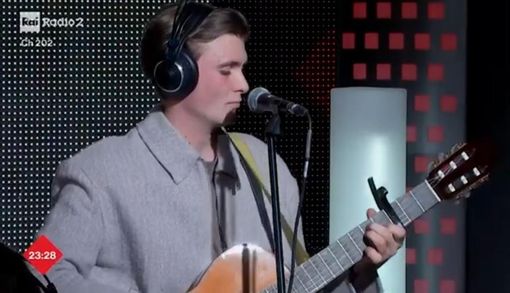 Il cantautore Alberto Valentini ospite di Rai Radio2 FOTO Il cantautore Alberto Valentini ospite di Rai Radio2 FOTO