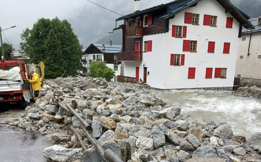 Il ministro Daniela Santanchè in visita a Macugnaga dopo l'alluvione