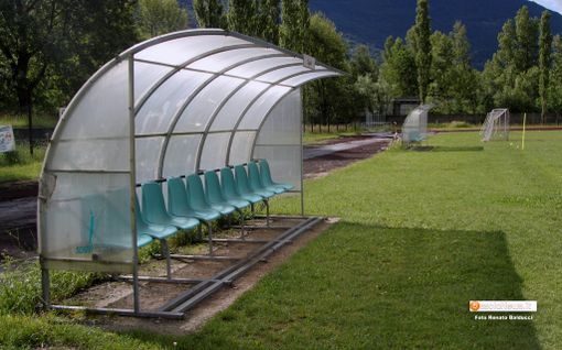 Allenatori dei portieri e preparatori atletici in panchina