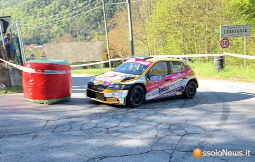 Che lotta al Valli. Bruni ancora al comando tallonato da Caffoni FOTO E VIDEO