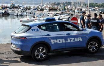 Roma, giallo al porto di Civitavecchia: chef di bordo trovato morto in mare Roma, giallo al porto di Civitavecchia: chef di bordo trovato morto in mare