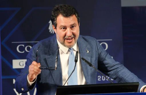 Lega, Salvini “Consiglio federale tranquillo, nessuna resa dei conti”