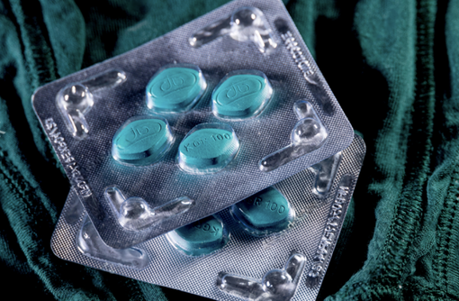 Pro della Kamagra oral jelly: pro una disfunzione erettile pratico-valvola.
