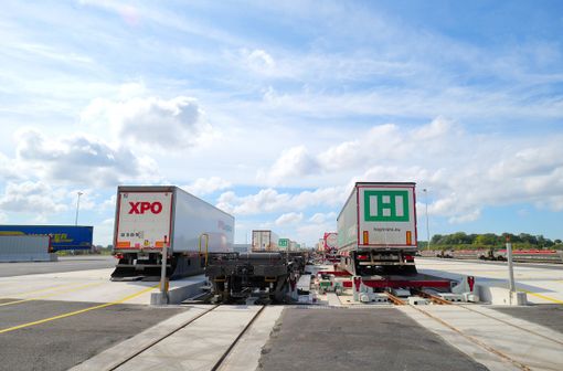 CargoBeamer, investimenti per 140 milioni per la movimentazione di rimorchi anche a Domodossola CargoBeamer, investimenti per 140 milioni per la movimentazione di rimorchi anche a Domodossola