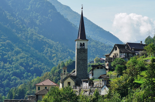 La compagniadellozio racconta don Giuseppe Rossi in "Tutto me stesso"