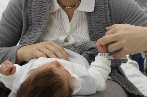 Bonus mamme lavoratrici: fino a 480 euro per chi ha redditi sotto i 40mila euro Bonus mamme lavoratrici: fino a 480 euro per chi ha redditi sotto i 40mila euro