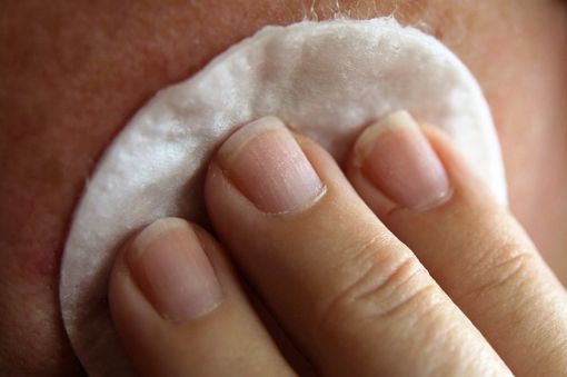 Creme viso anti-age: i migliori prodotti La Roche-Posay
