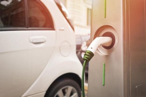 Auto elettriche e ibride: nel Vco sono il 4,1 percento