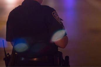 Usa, media: ex gestore fondo Soros Howard arrestato per traffico sessuale