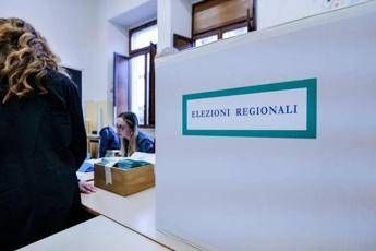 Sondaggio politico, Fratelli d'Italia e Pd giù. M5S sale