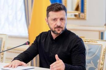 Ucraina, negoziatori negli Usa. Zelensky: "Dialogo su proposta Ginevra prosegue"