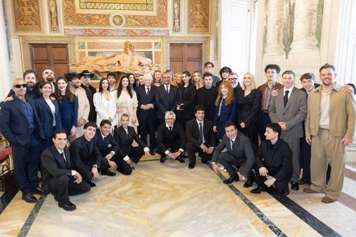 Mattarella riceve i cantanti di Sanremo “Dalla musica grande contributo al Paese” Mattarella riceve i cantanti di Sanremo “Dalla musica grande contributo al Paese”
