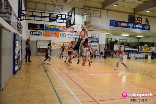 A Trecate prima vittoria della stagione per la Cestistica