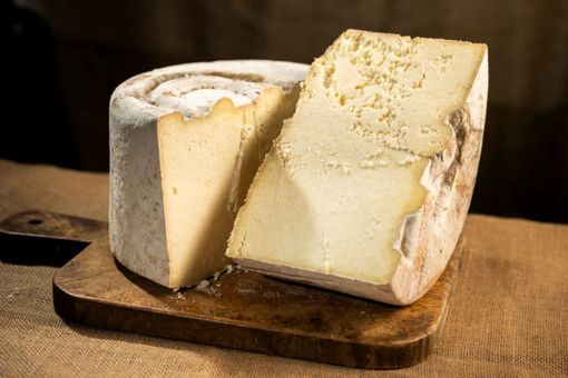 Etichettatura Dop e Igp: più trasparenza per i consumatori, più valore per le filiere agricole Etichettatura Dop e Igp: più trasparenza per i consumatori, più valore per le filiere agricole