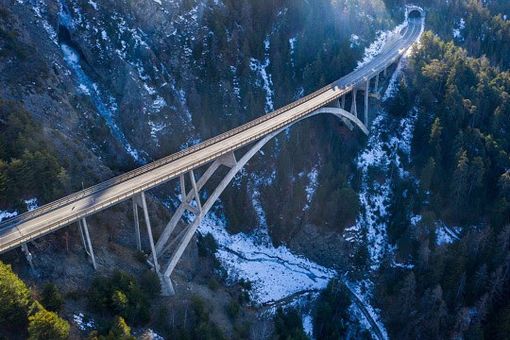 A9, il ponte di Bächgraben sul Passo del Sempione A9, il ponte di Bächgraben sul Passo del Sempione