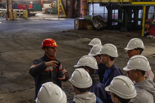 Travi e Profilati apre le porte alle scuole del territorio Travi e Profilati apre le porte alle scuole del territorio