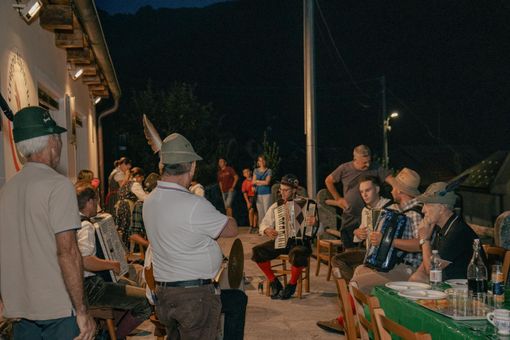 Successo a Folsogno per gli antichi mestieri FOTO Successo a Folsogno per gli antichi mestieri FOTO