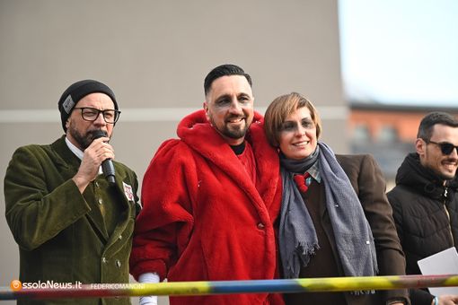 Il carro del Villaggio vince il Carnevale di Villadossola FOTO E VIDEO