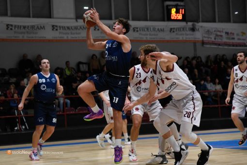 La Cestistica sconfitta di 2 punti a Galliate