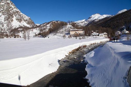 "Sulla Neve in Sicurezza" con le guide alpine del Piemonte "Sulla Neve in Sicurezza" con le guide alpine del Piemonte