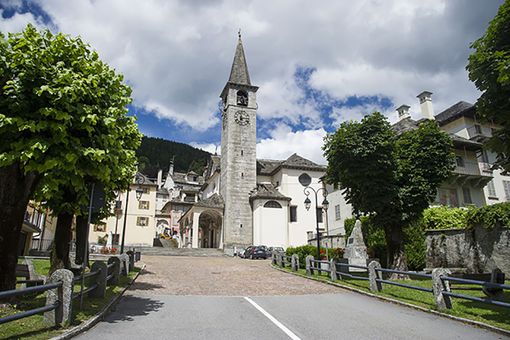 Festa della Sacra Famiglia: tradizione e devozione all'Alpe Blitz Festa della Sacra Famiglia: tradizione e devozione all'Alpe Blitz