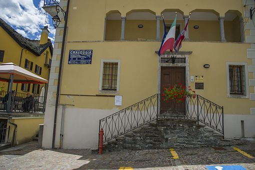 Strada della Colma, un utente accusa: “È arrivata al limite della percorribilità&quot;