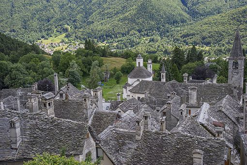 A Craveggia con il Mercatino si respira già aria di Natale A Craveggia con il Mercatino si respira già aria di Natale