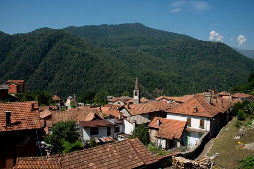 Raccolta manifestazioni di interesse per “Botteghe di Servizi” nei paesi Raccolta manifestazioni di interesse per “Botteghe di Servizi” nei paesi