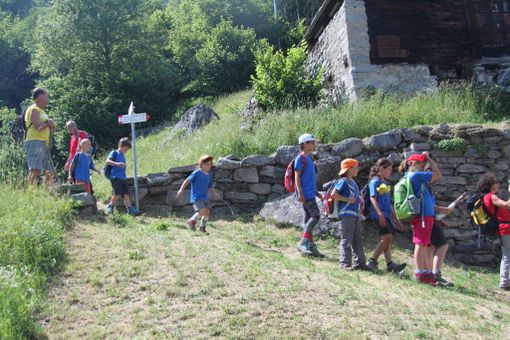 Il Cai per la scuola: 800 studenti del Vco in cammino nella natura