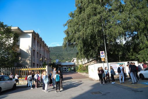 Lezione di droni al liceo Spezia di Domodossola Lezione di droni al liceo Spezia di Domodossola