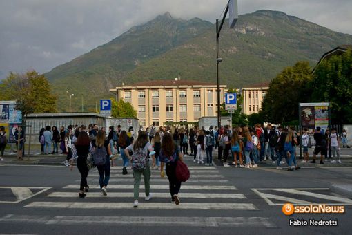 Lezioni al via in Piemonte: il ritorno in classe di 551.632 studentesse e studenti Lezioni al via in Piemonte: il ritorno in classe di 551.632 studentesse e studenti