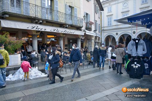Dal 26 aprile tornano le zone gialle, ok ad attività all'esterno: ristoranti aperti anche di sera Dal 26 aprile tornano le zone gialle, ok ad attività all'esterno: ristoranti aperti anche di sera