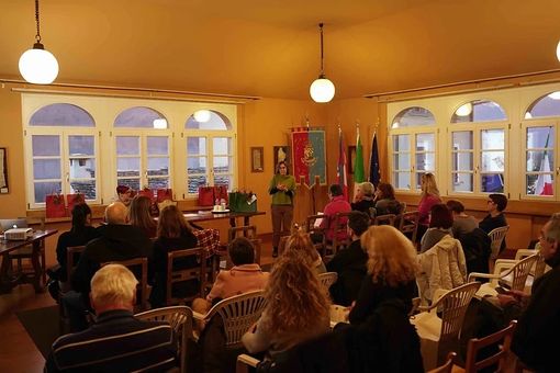 A Villette la premiazione del concorso per il nuovo logo del museo "La Cá di Feman da la Piaza"