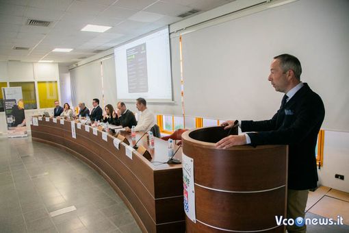 La sicurezza sul lavoro nell'edilizia al centro del convegno organizzato da Sefors Vco FOTO E VIDEO La sicurezza sul lavoro nell'edilizia al centro del convegno organizzato da Sefors Vco FOTO E VIDEO